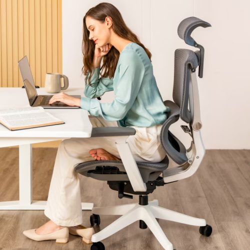 Prémium ergonomikus irodai szék C7, Hálós, Mandula bézs– adaptív deréktámasz, állítható fejtámla és kartámasz, hosszú távú ülőmunkához