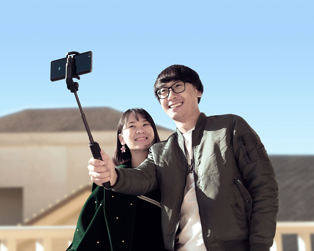 Xiaomi Mi Selfie Stick Tripod Bluetooth